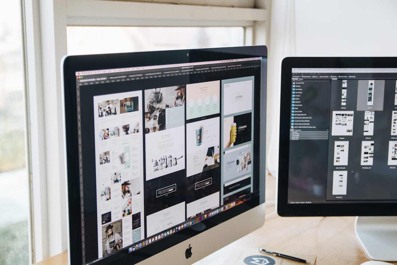 Best Visitor Identification Tools for Squarespace Commerce in 2026