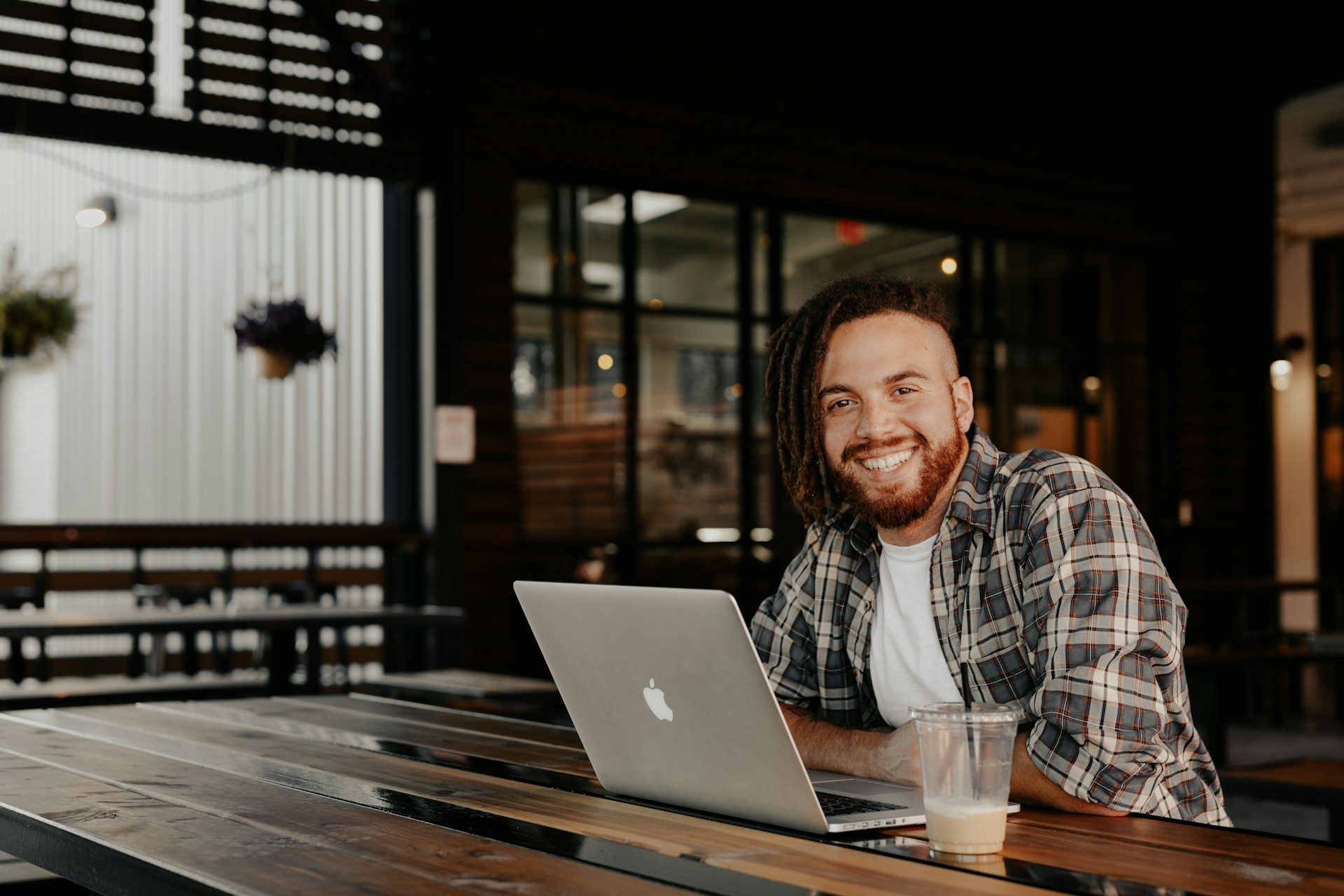Best Website Visitor Identification Tools for Ecommerce Brands in 2026