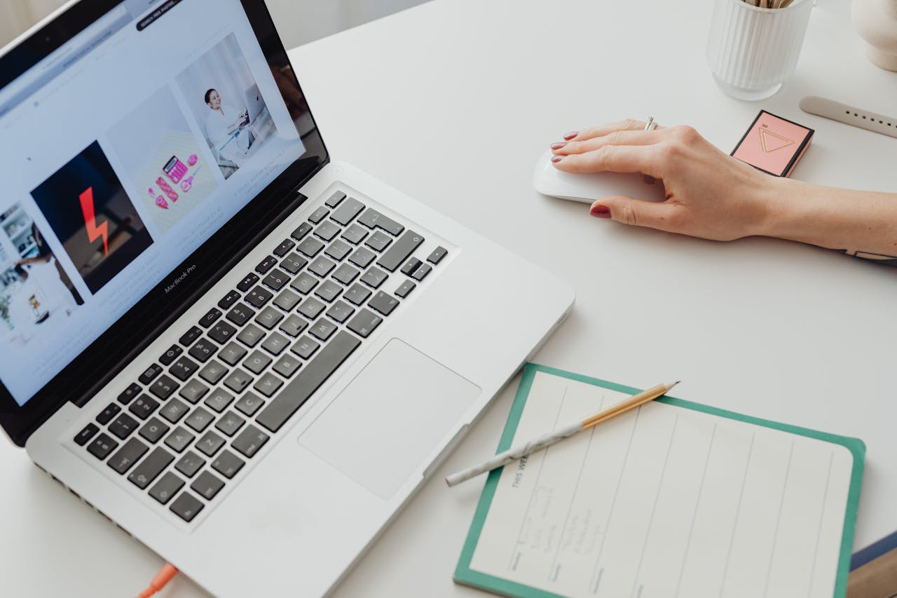 Opensend vs ZoomInfo